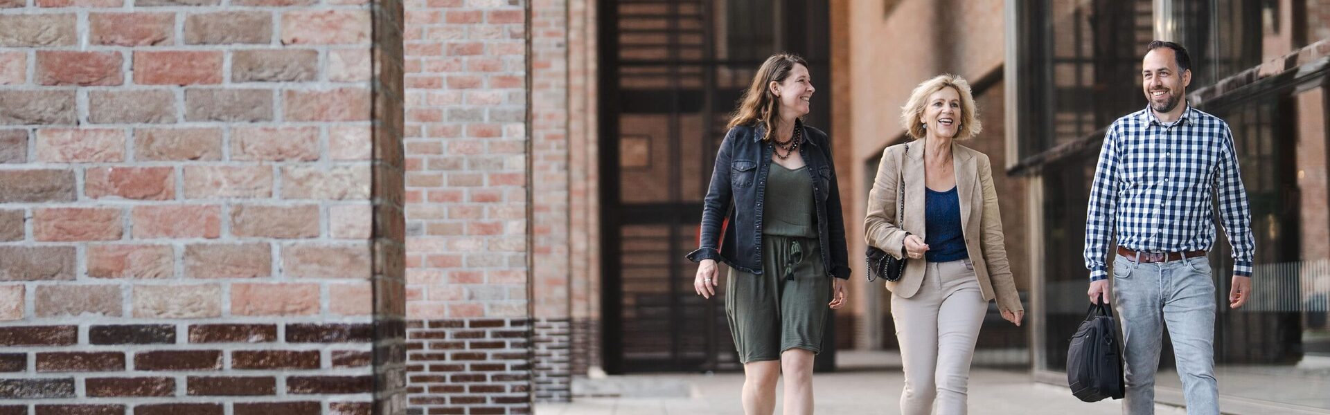 Moniek in 't Groen met collega's People in Place