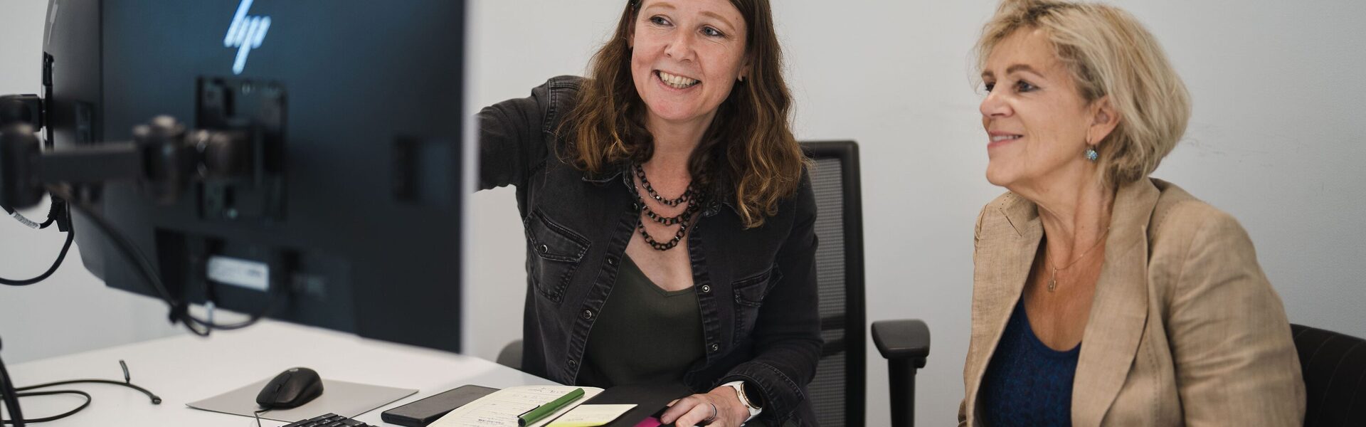 Brenda Valk en Moniek in 't Groen