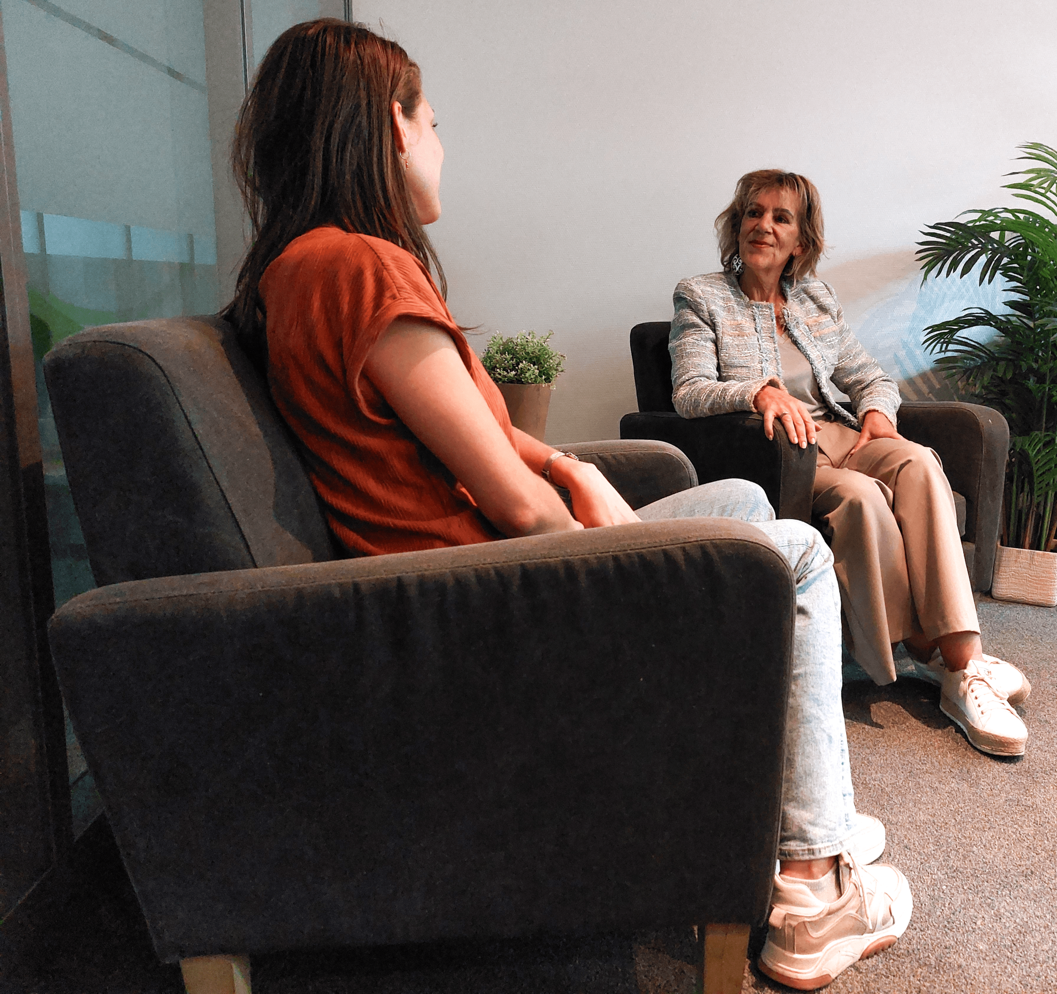 Renate en Moniek-min